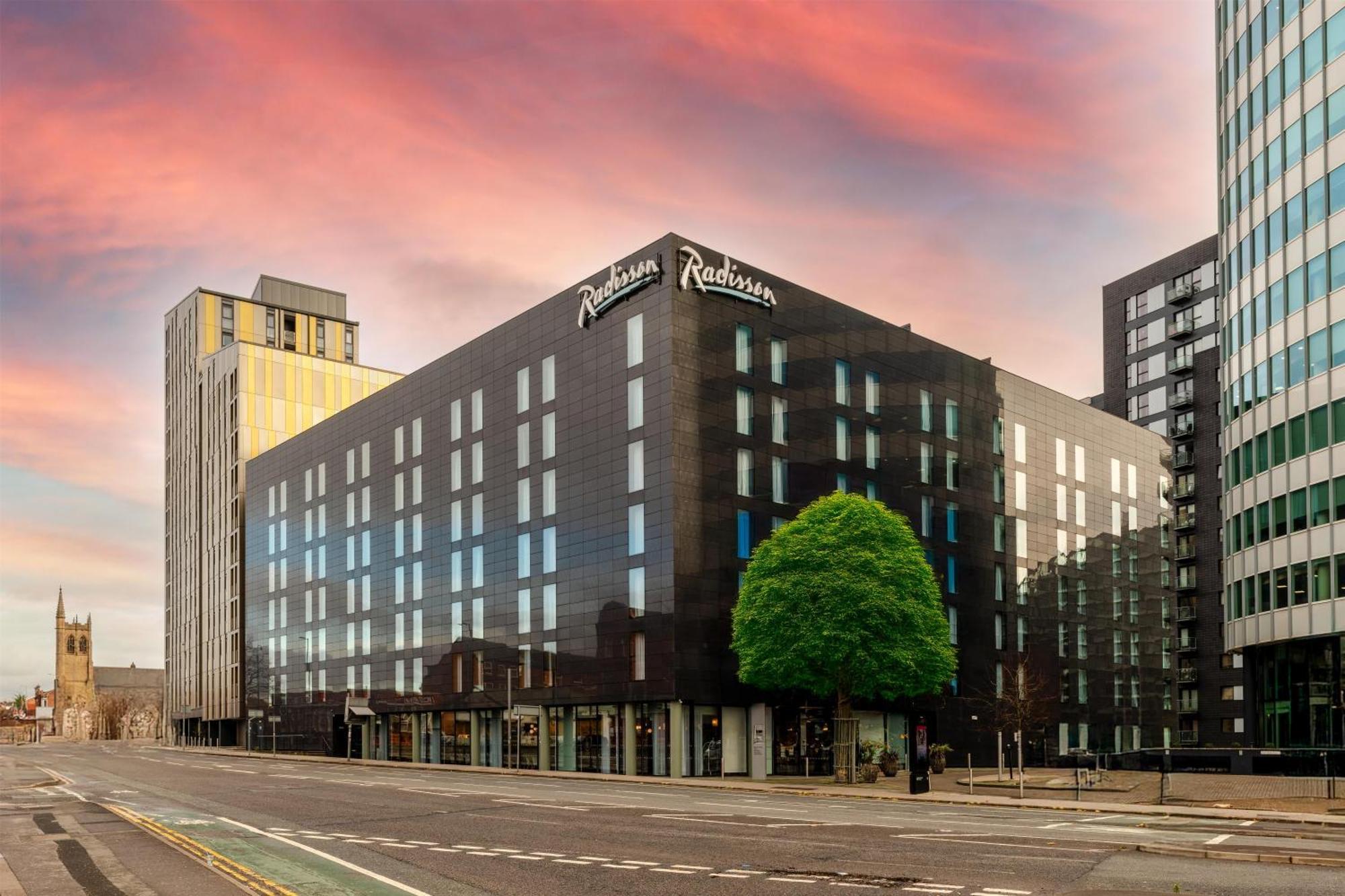 Radisson Hotel Manchester City Centre, A Verified Net Zero Hotel — Fotos 2